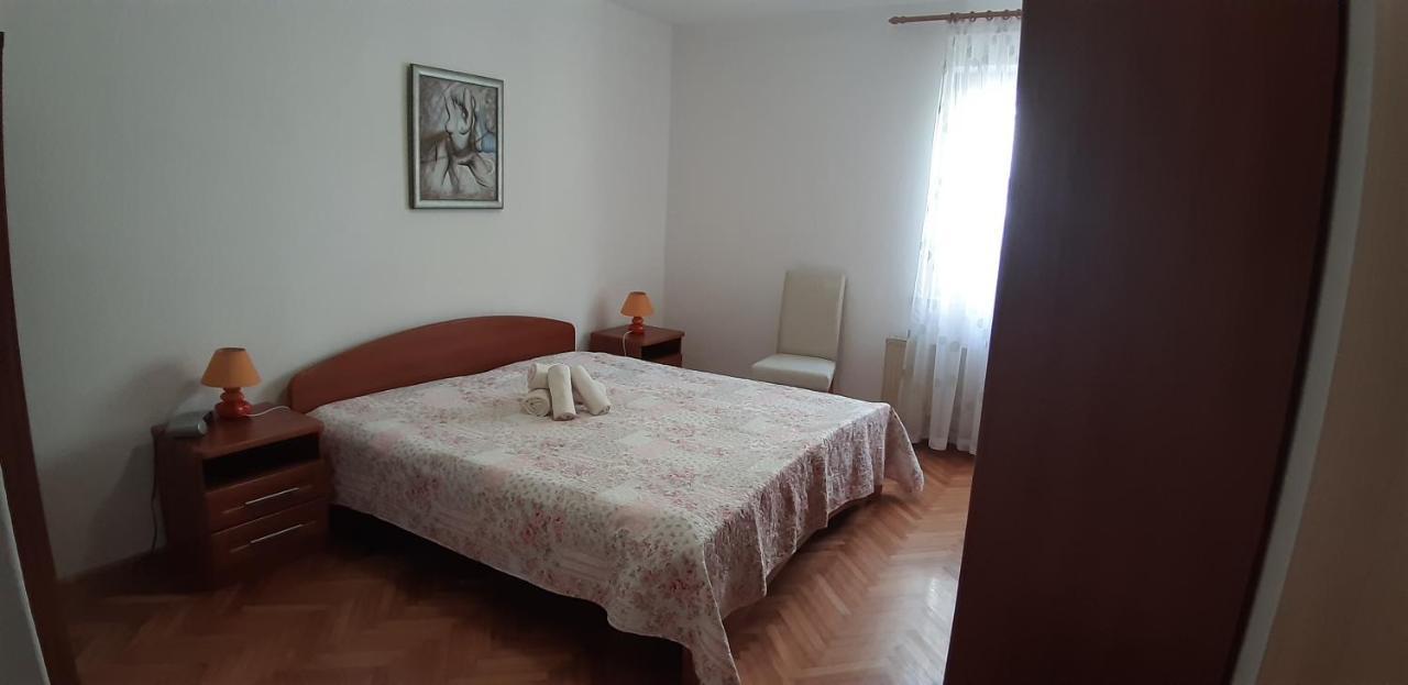 Apartman Oliver Novigrad Istria Buitenkant foto